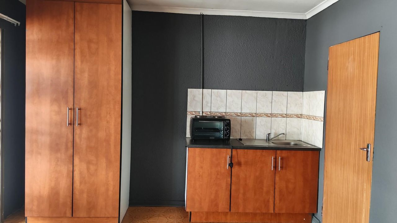 Photo 2 of 12
