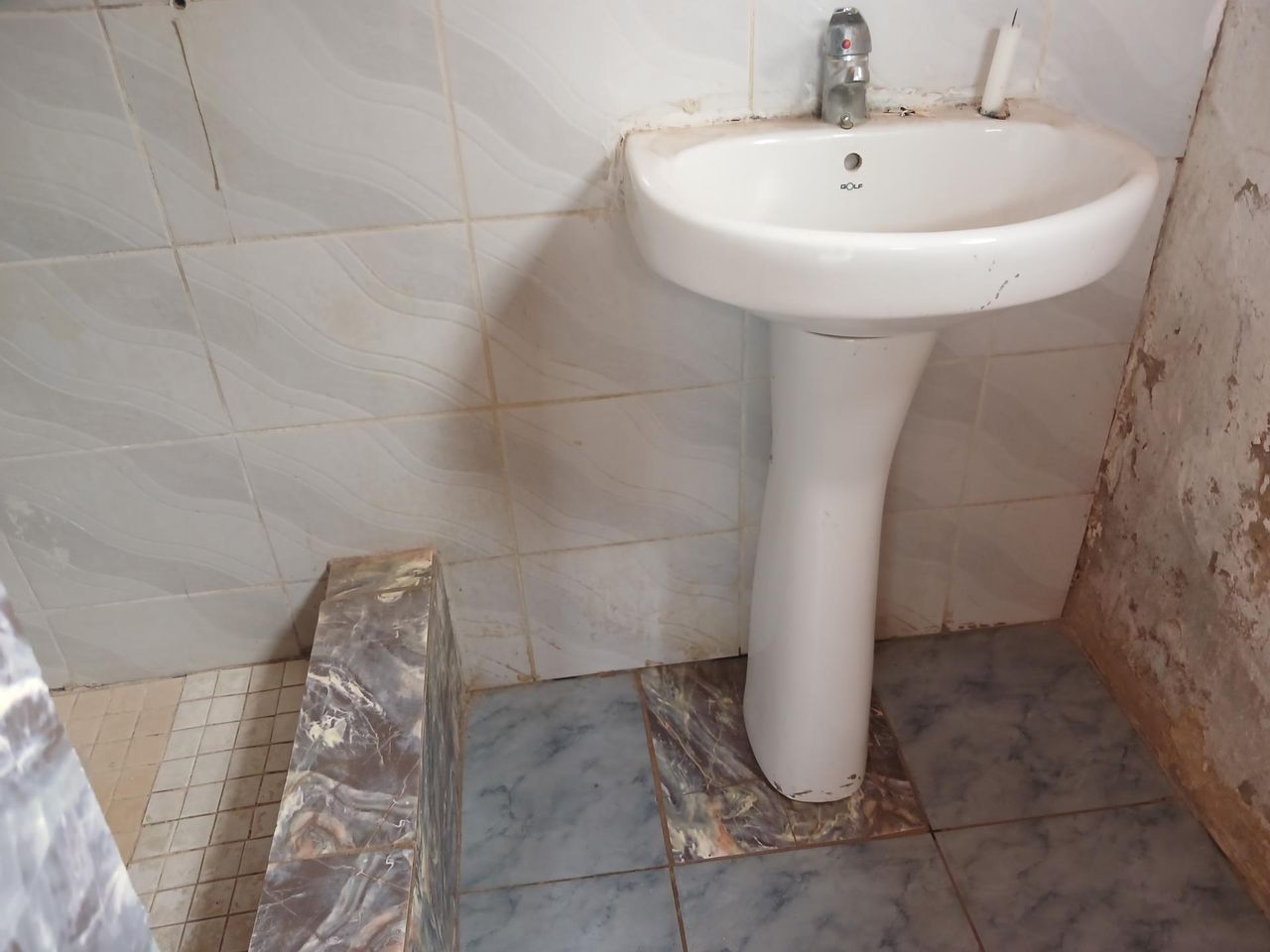 Photo 17 of 20
