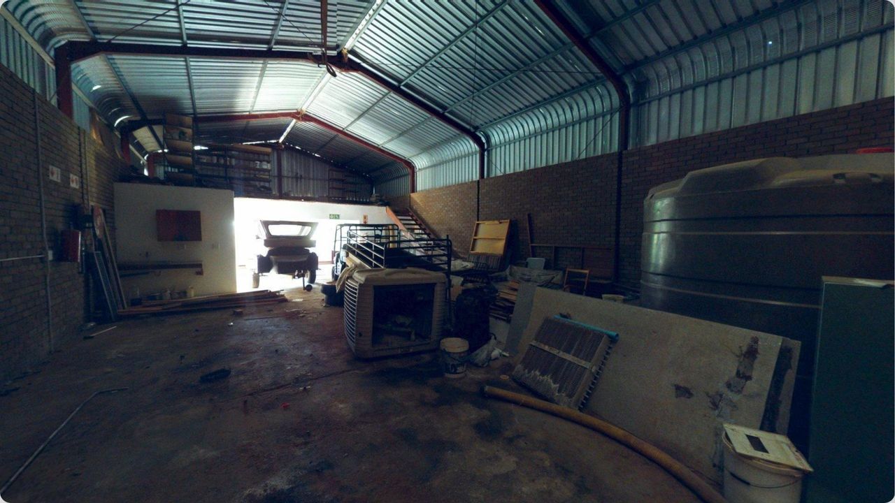 Photo 8 of 17