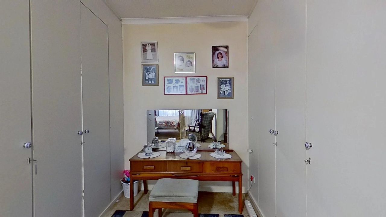 Photo 20 of 34