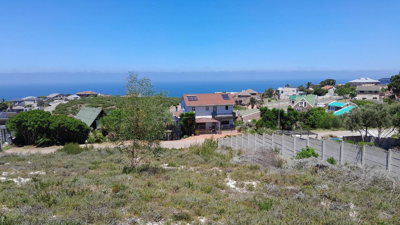 Photo 2 of 13