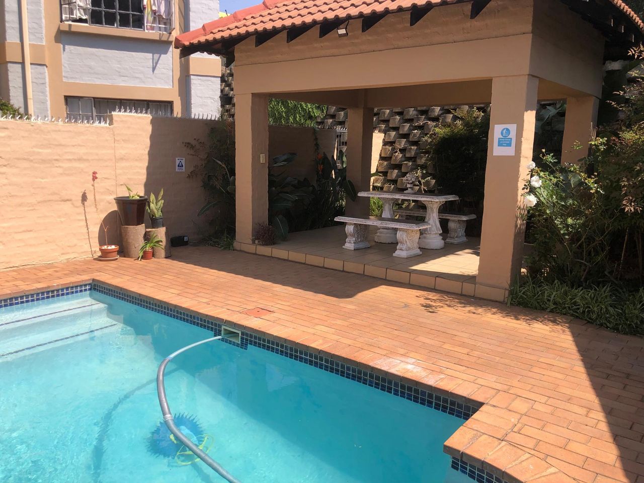 Photo 19 of 21