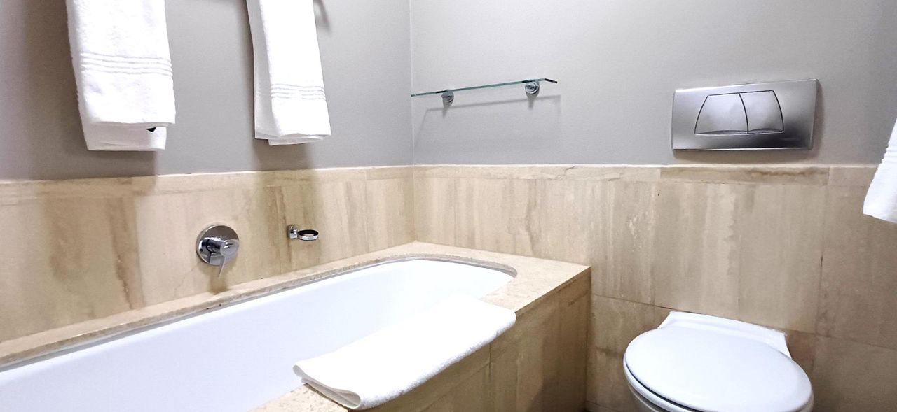 Photo 14 of 35