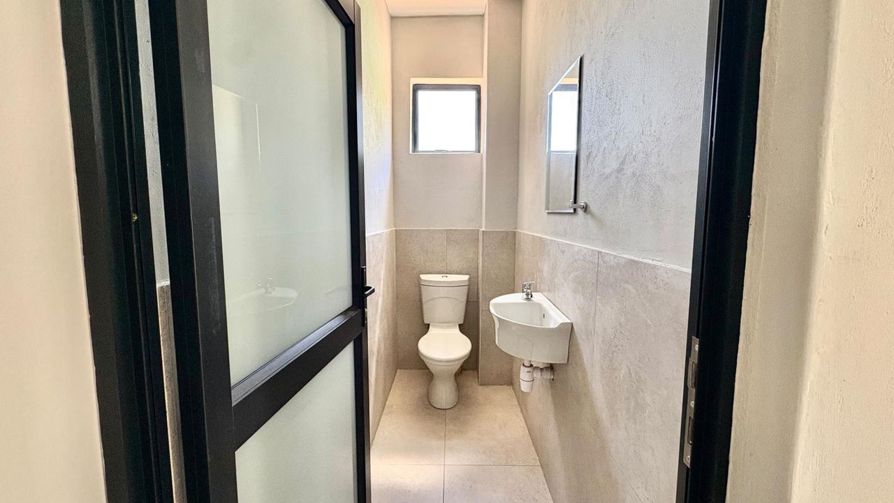 Photo 22 of 22