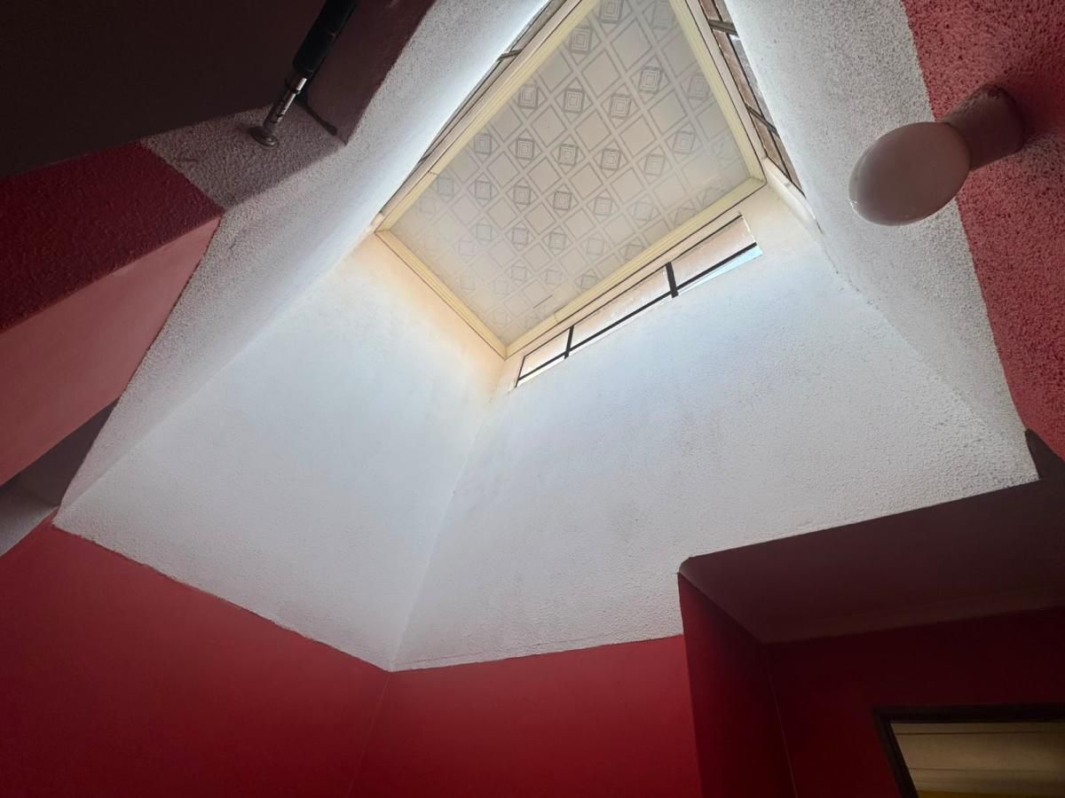 Photo of 6 Bedroom house for sale in Redfern, Phoenix