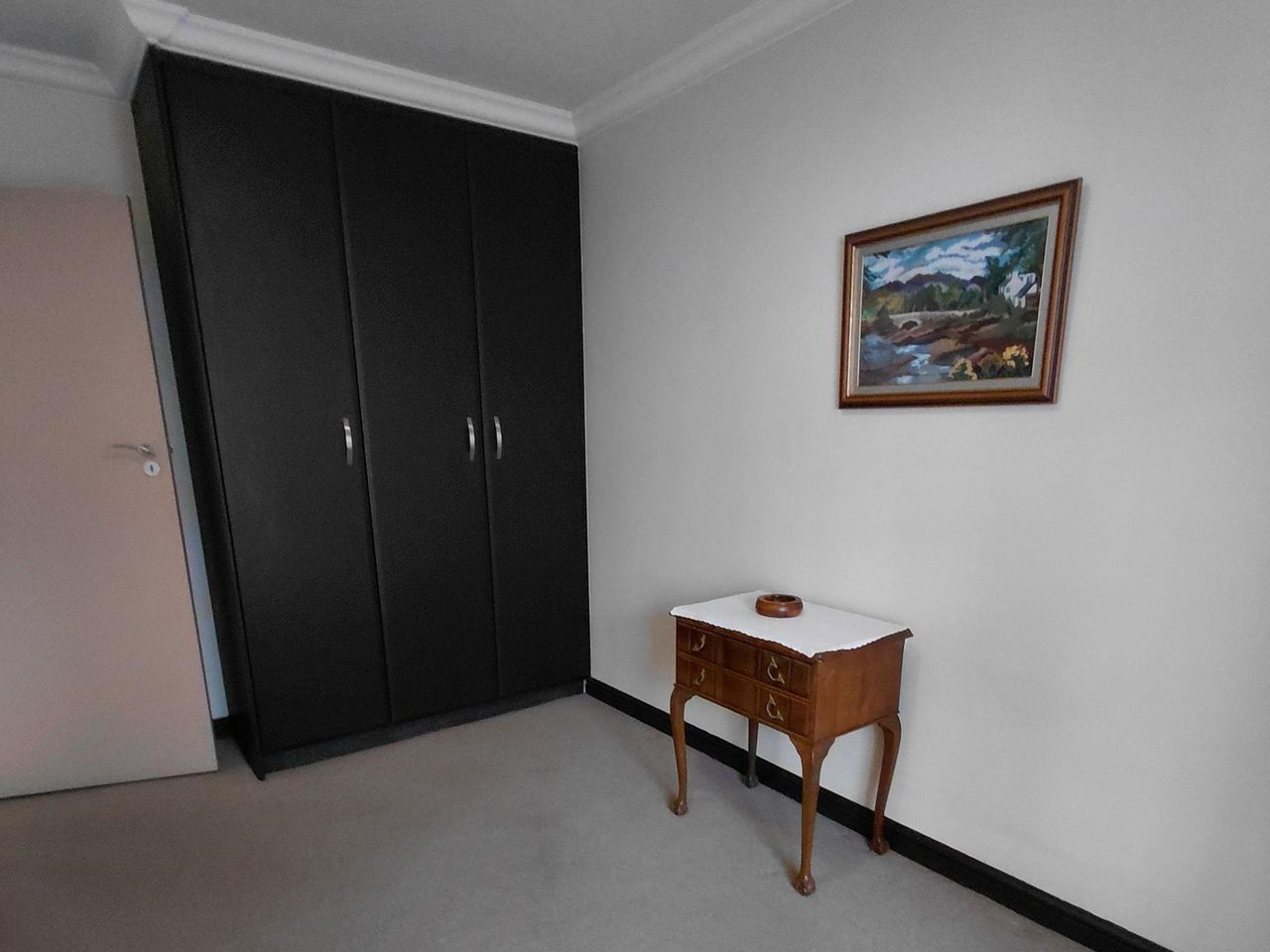 Photo 8 of 14