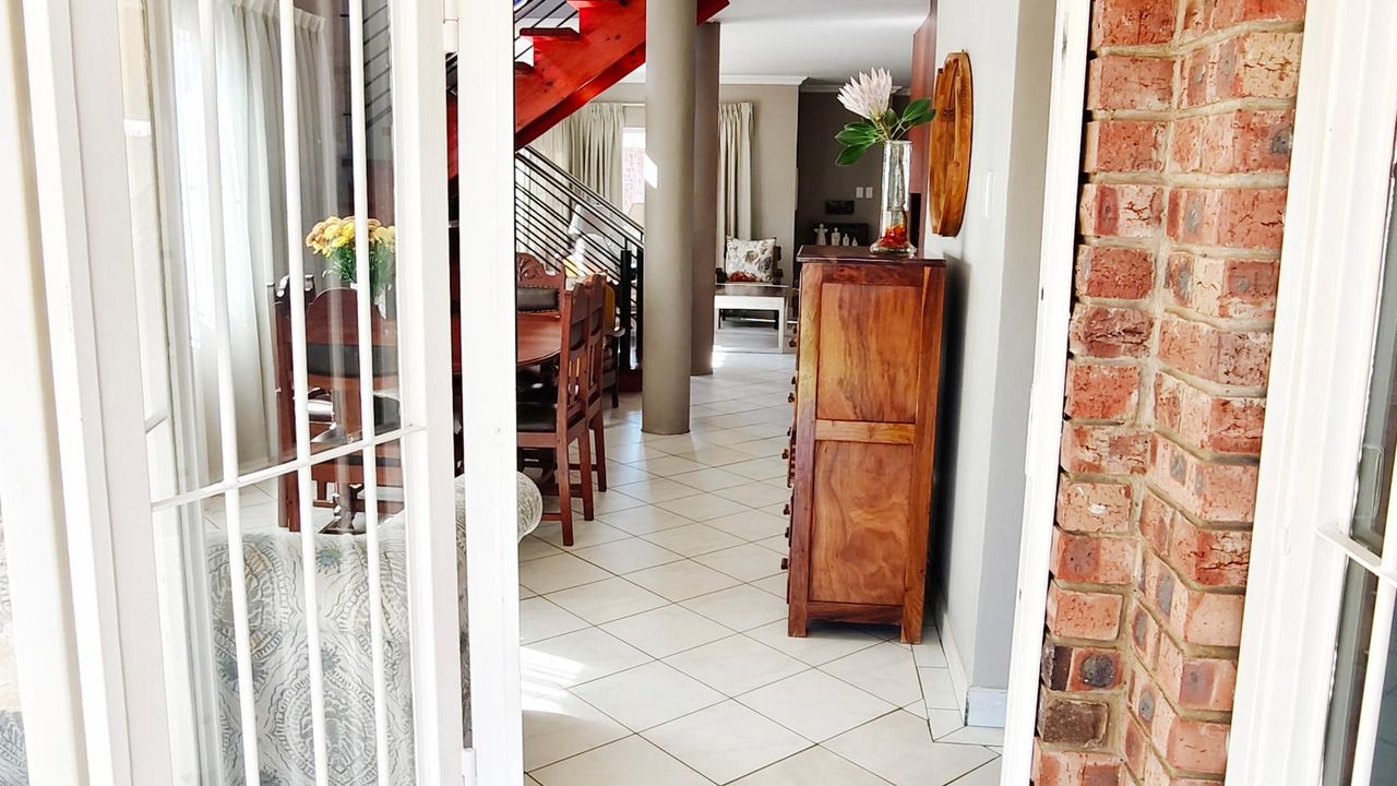 Photo of 3 Bedroom duet for sale in Fichardt Park, Bloemfontein