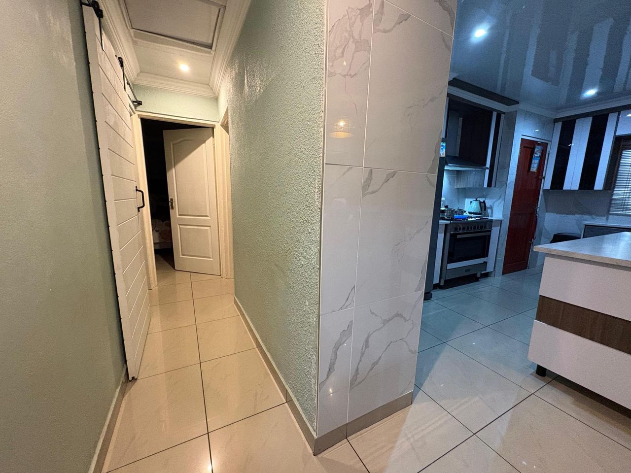 Photo 13 of 20