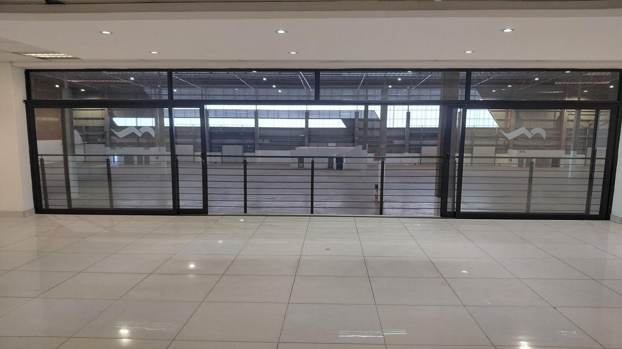 Photo of Warehouse to let in Vorna Valley, Midrand