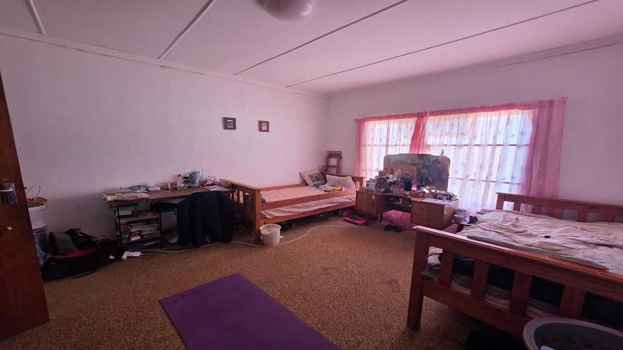 Photo 22 of 30