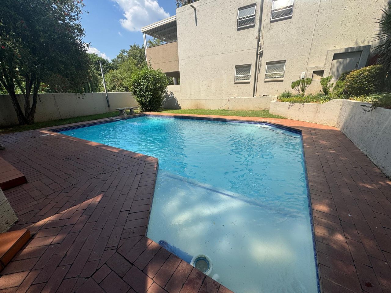 Photo 19 of 20