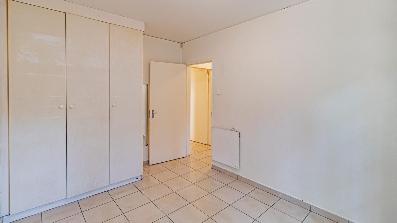Photo 21 of 26