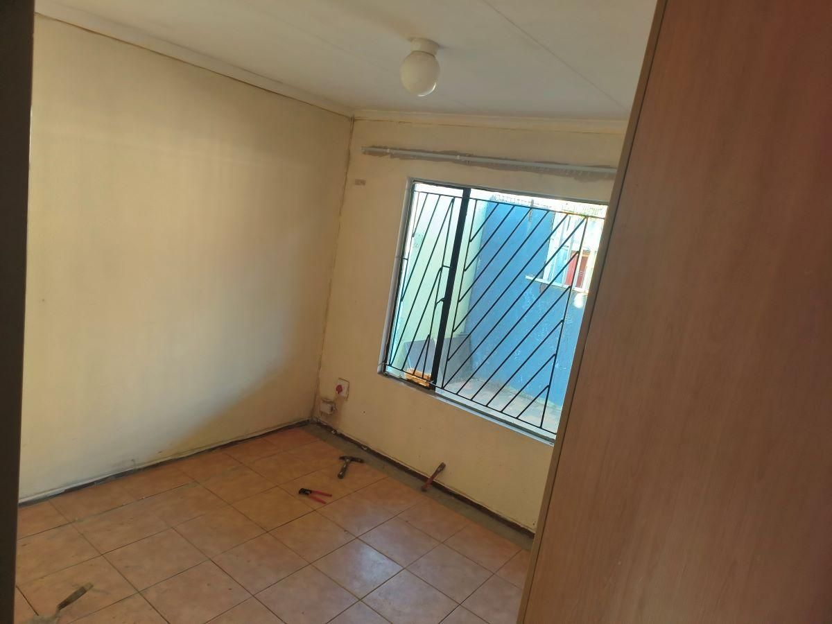 Photo 6 of 16