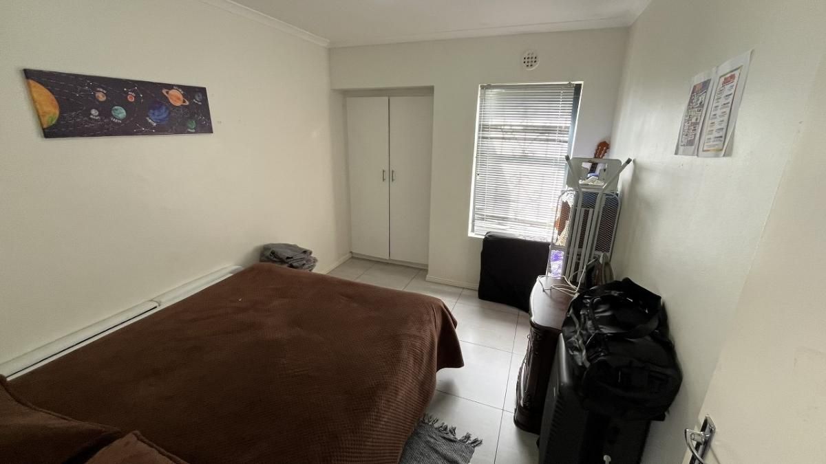 Photo 17 of 23