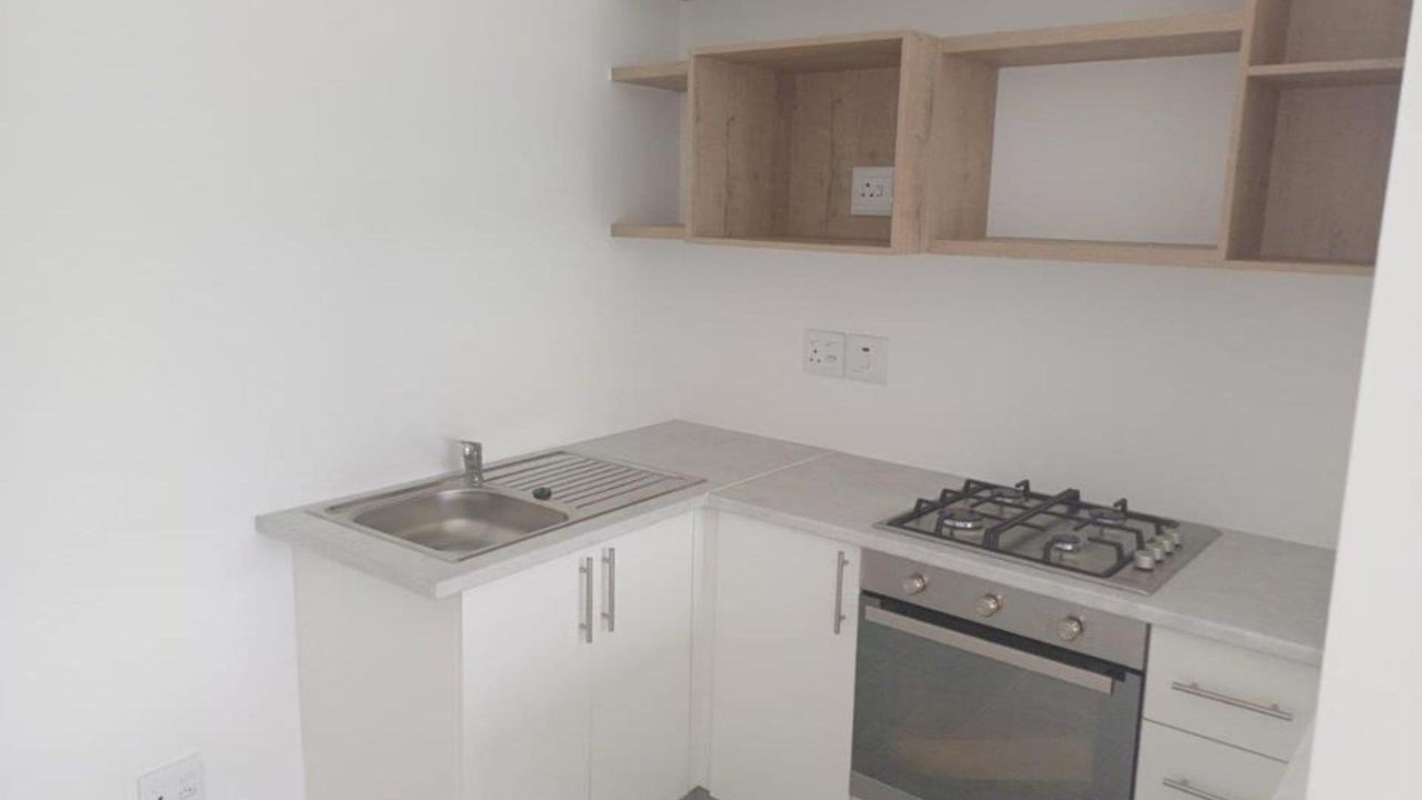 Photo of 1 Bedroom bachelor flat to rent in Sheffield Beach, Ballito