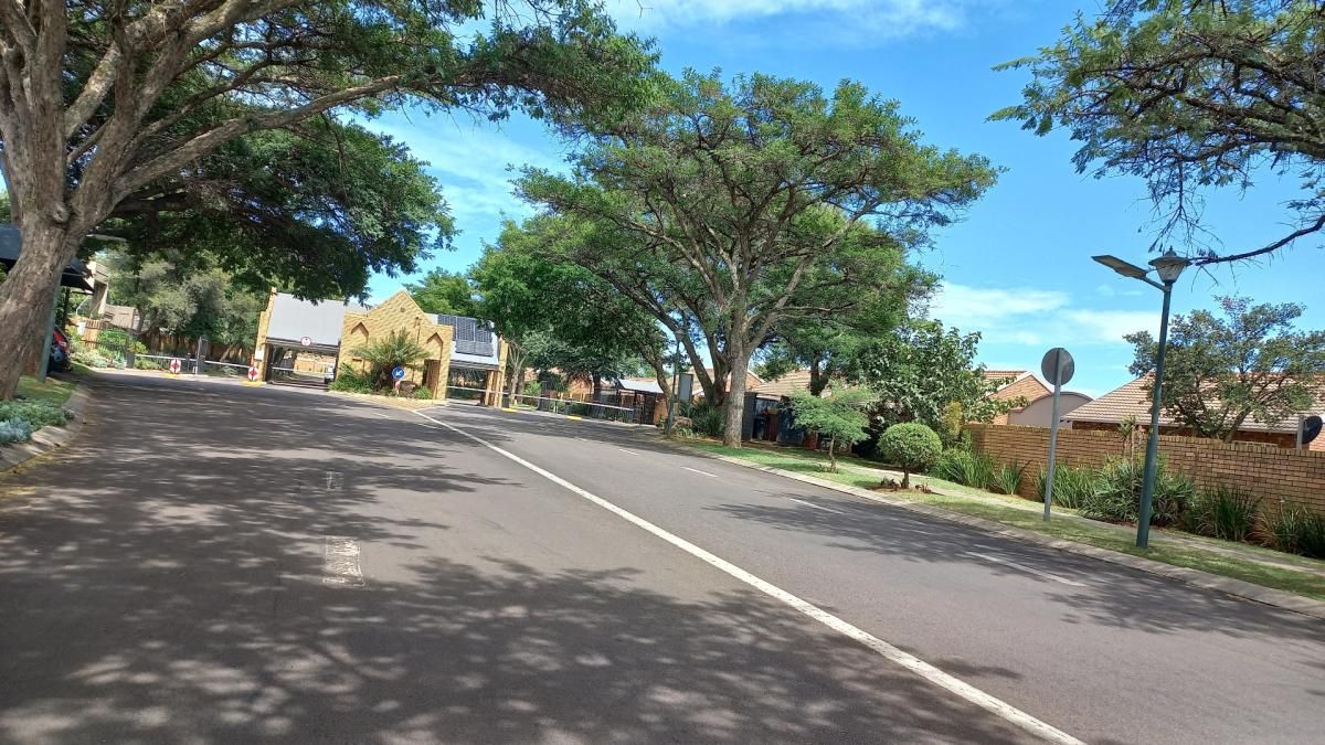 Photo 20 of 21