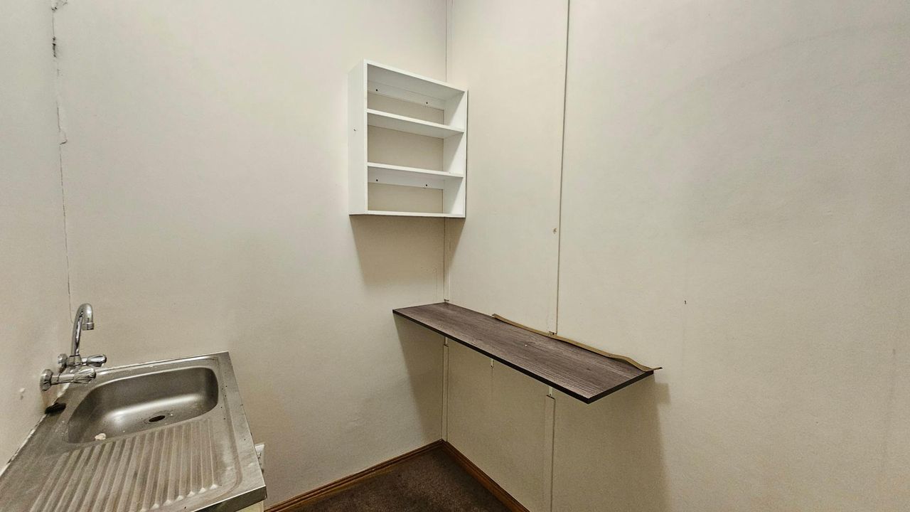 Photo 10 of 22