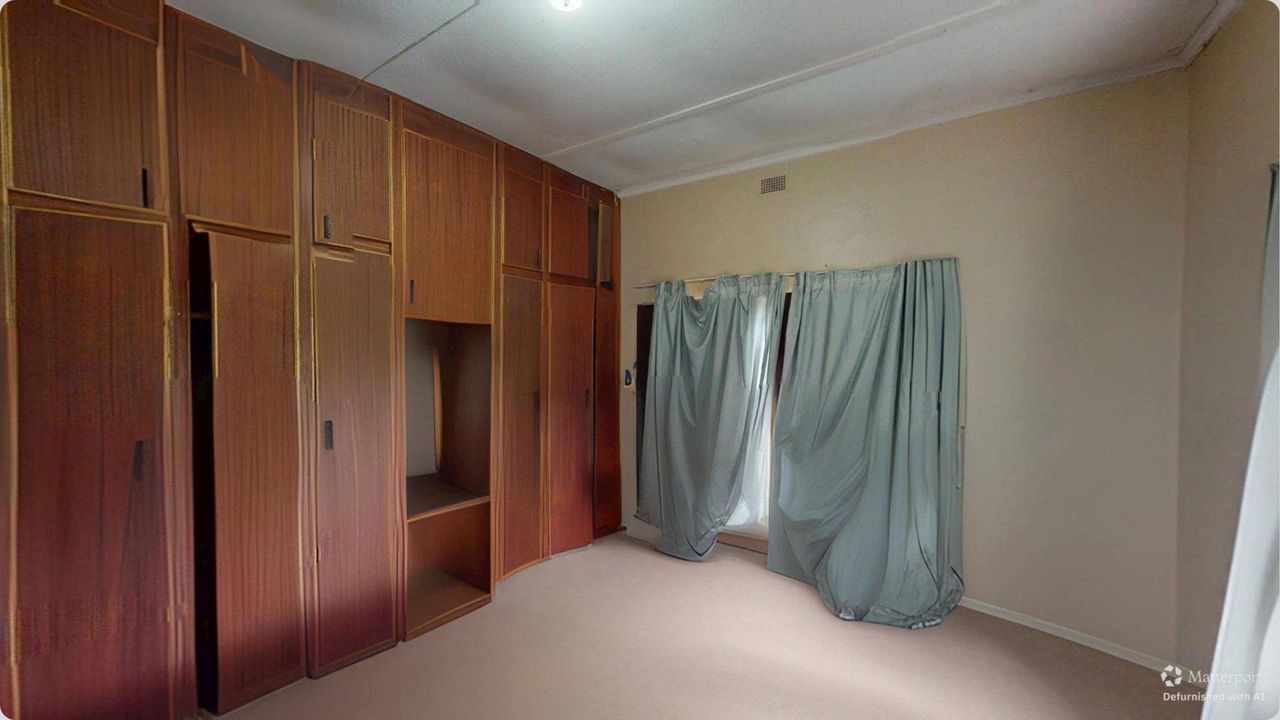 Photo 44 of 65
