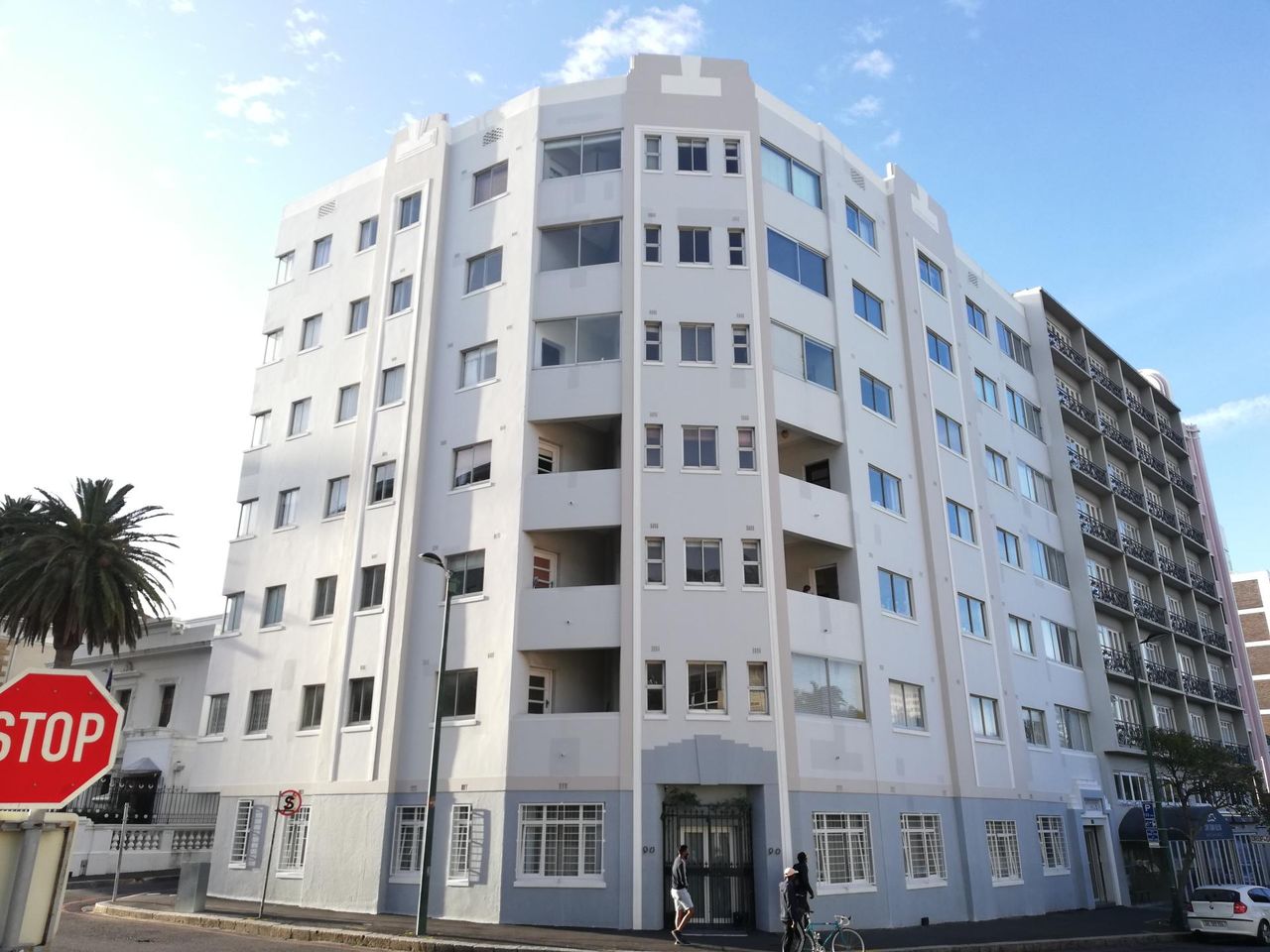 Photo of 2 Bedroom apartment to rent in Cape Town City Centre