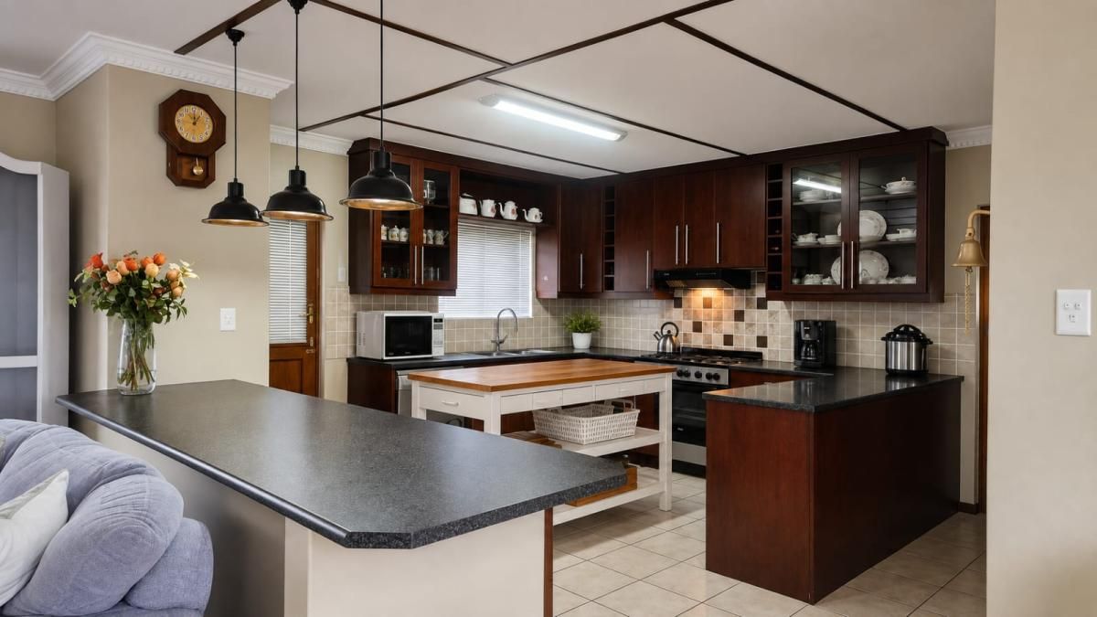 Photo of 4 Bedroom house for sale in Country Club, Langebaan