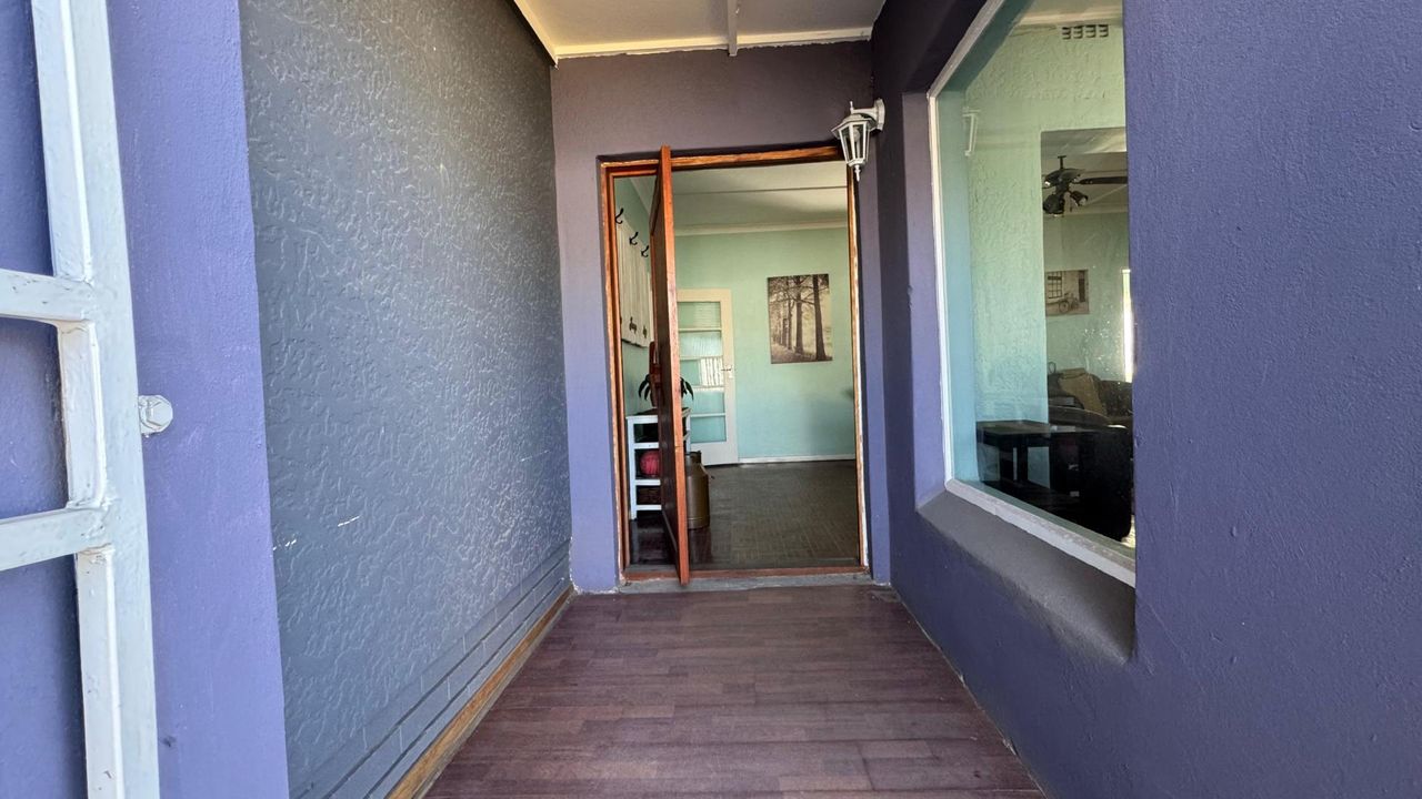 Photo 2 of 15