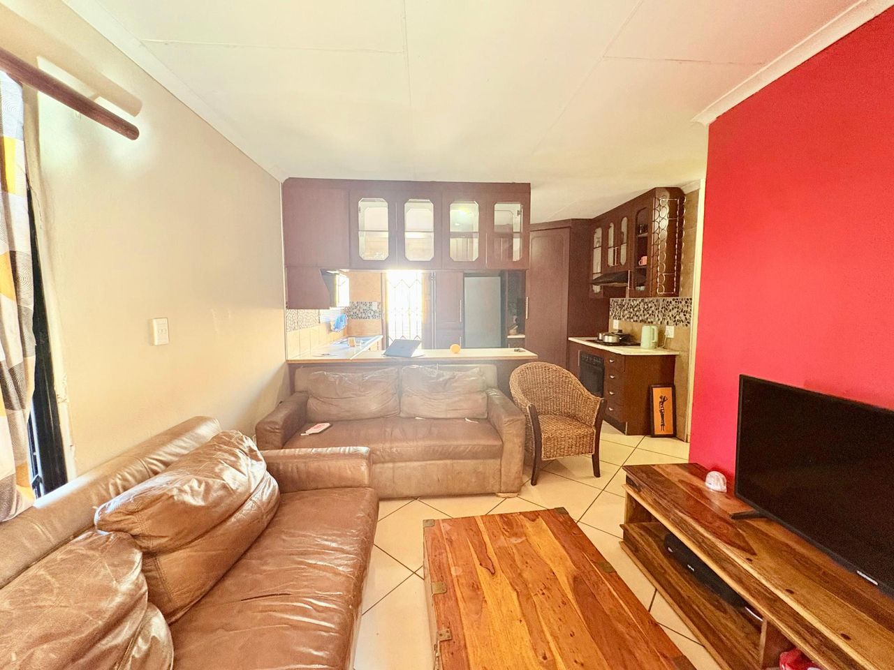 Photo 8 of 21