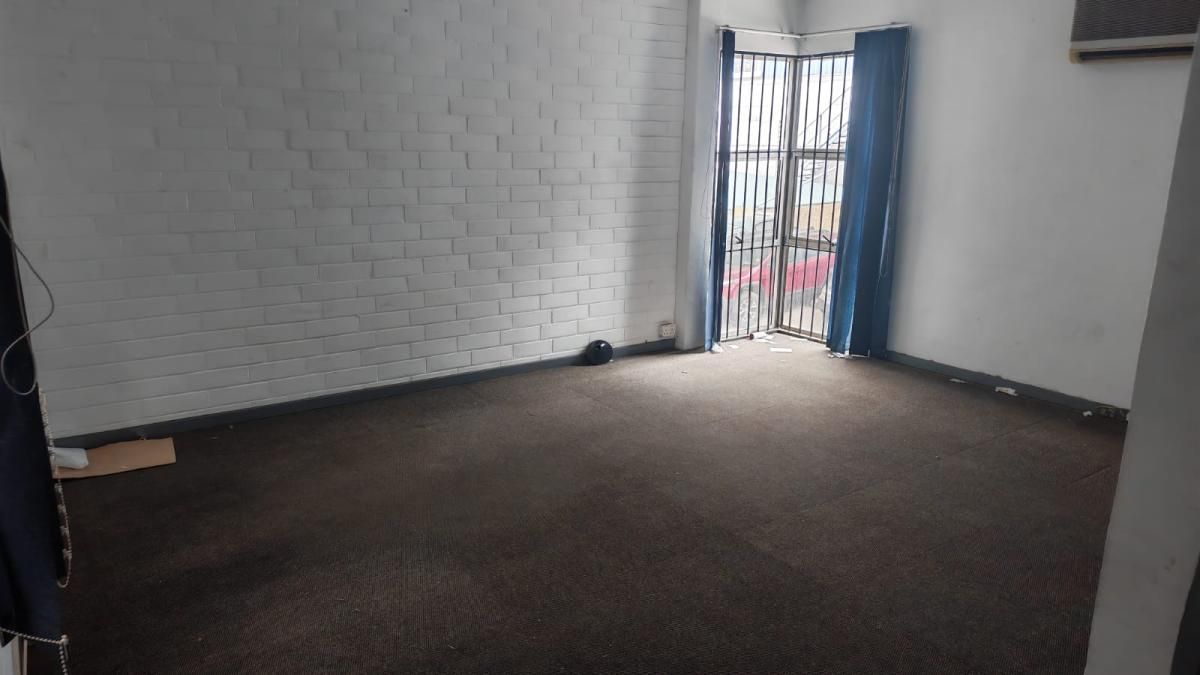 Photo of Industrial to let in Pinetown Central
