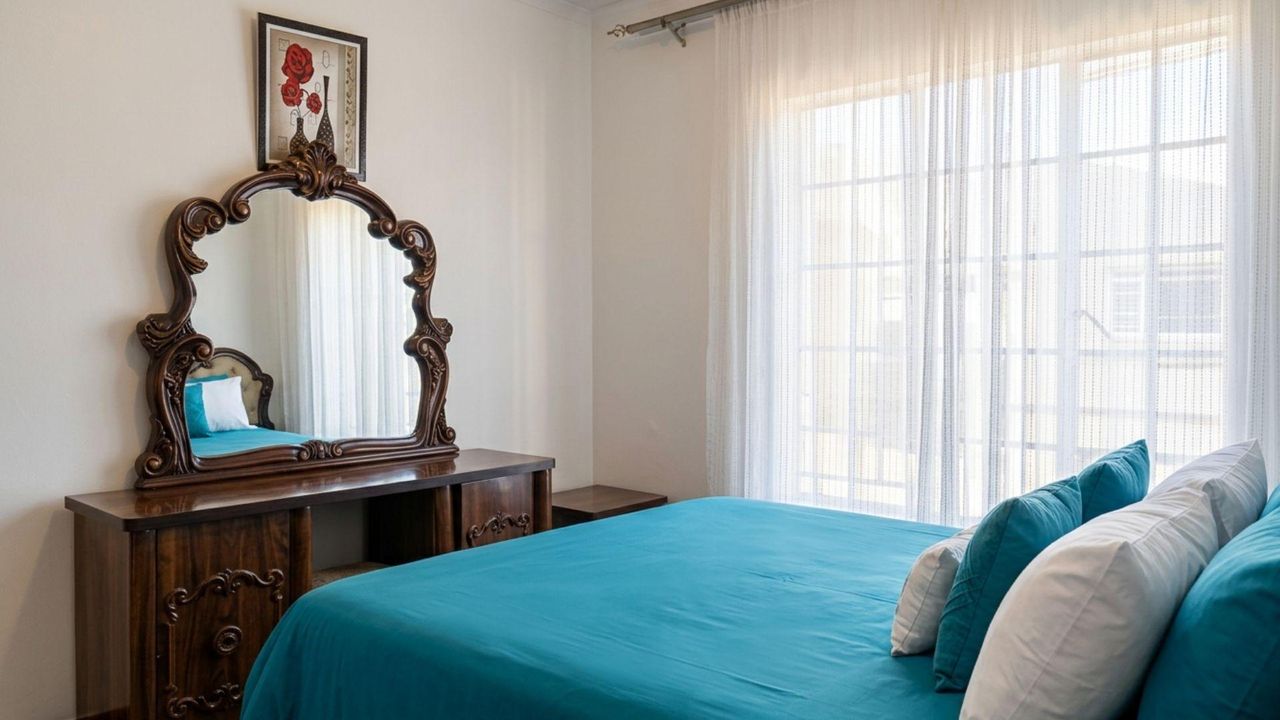 2 Bedroom townhouse - sectional for sale in Meredale, Johannesburg