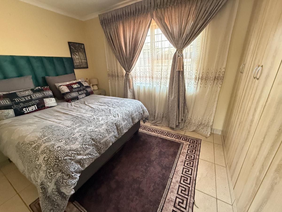 2 Bedroom house for sale in Mindalore, Krugersdorp