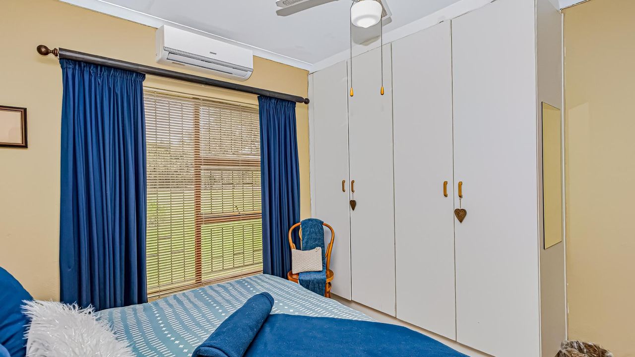 Photo 13 of 46