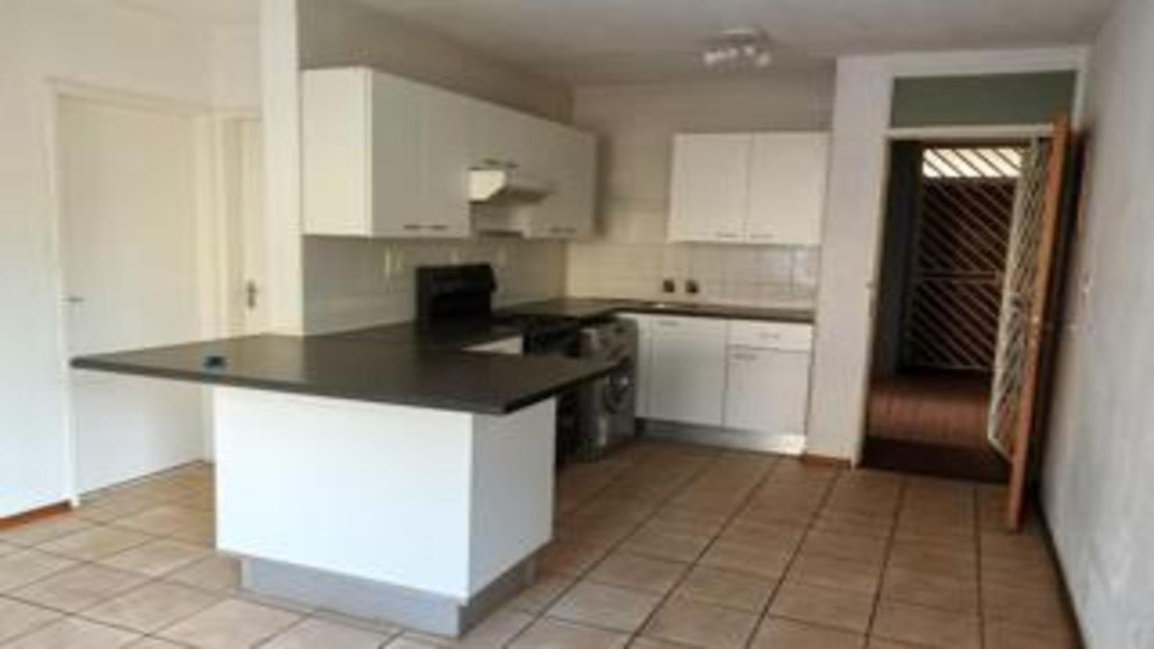 Photo 4 of 40