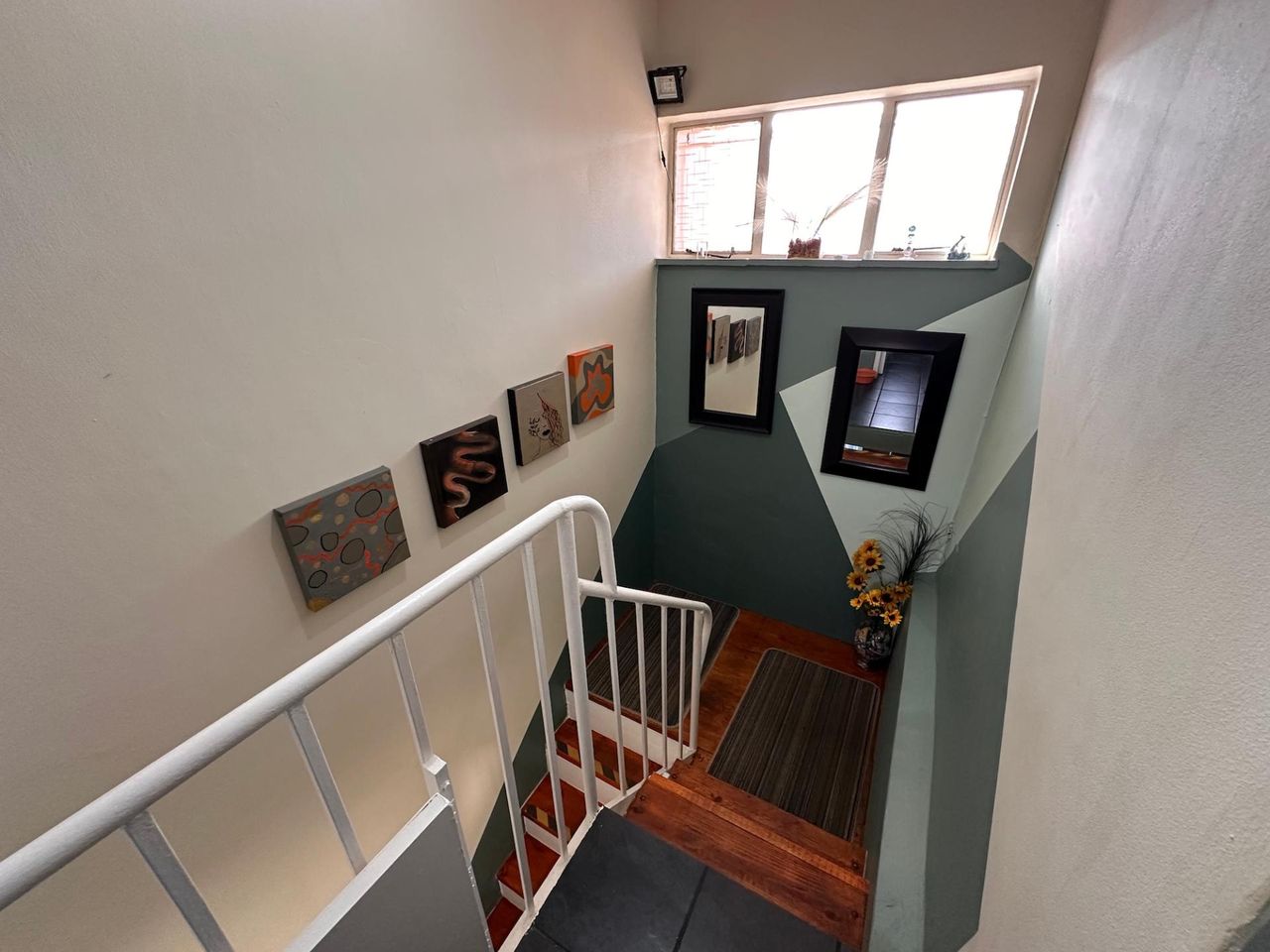 Photo 9 of 21