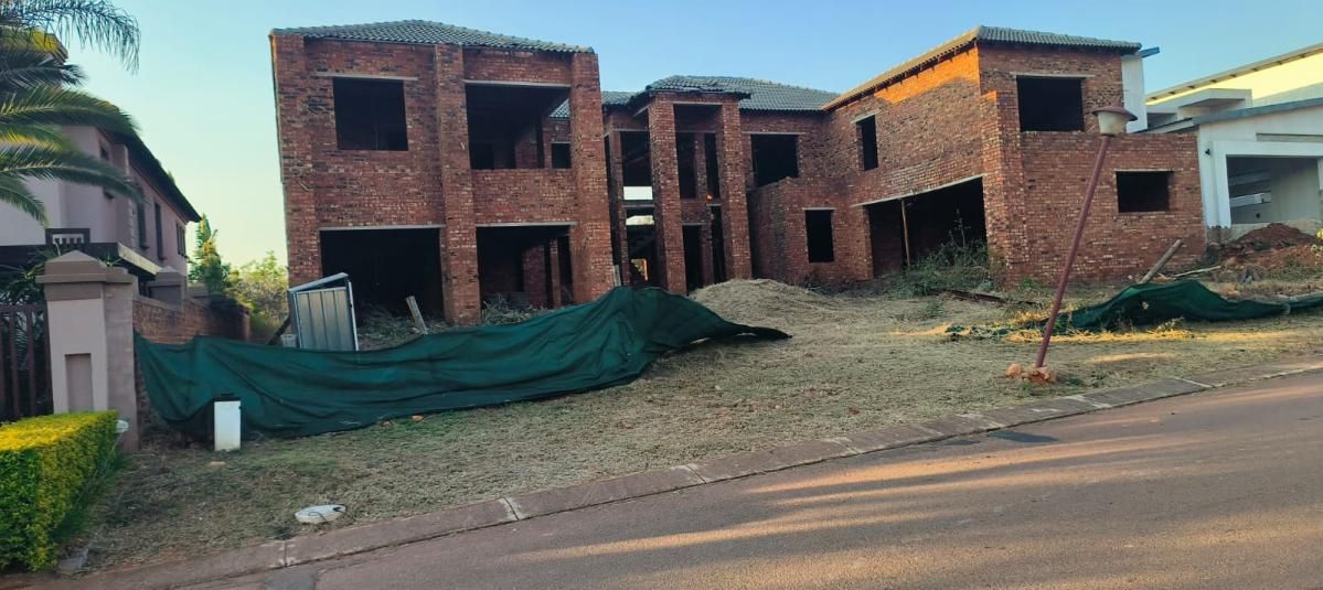 Photo of 6 Bedroom house for sale in Magaliesberg Country Estate, Akasia