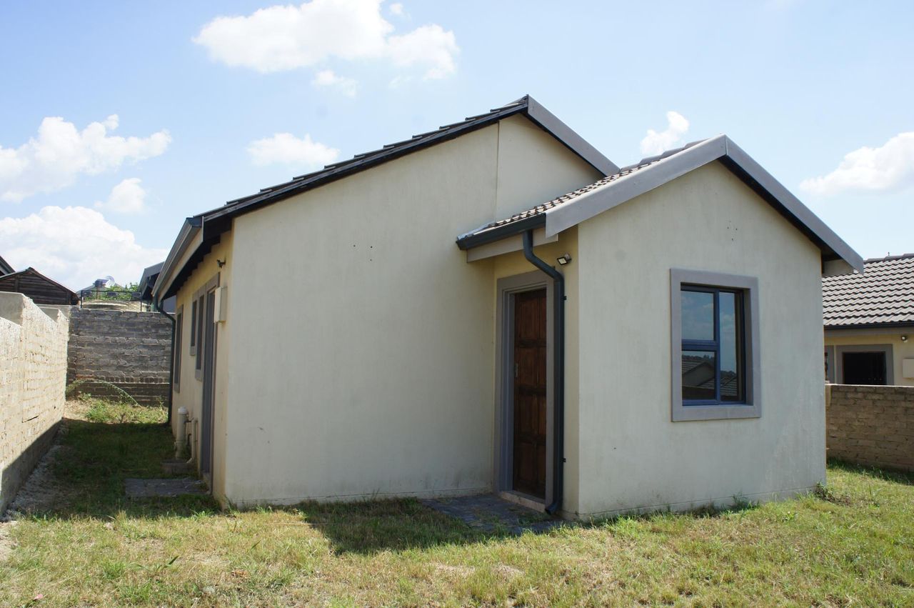 Photo 5 of 24