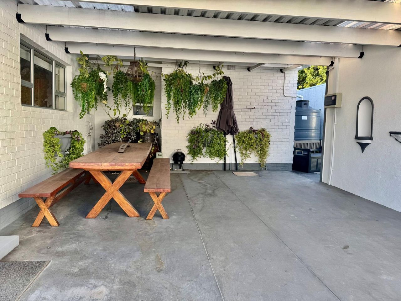 Photo 2 of 16
