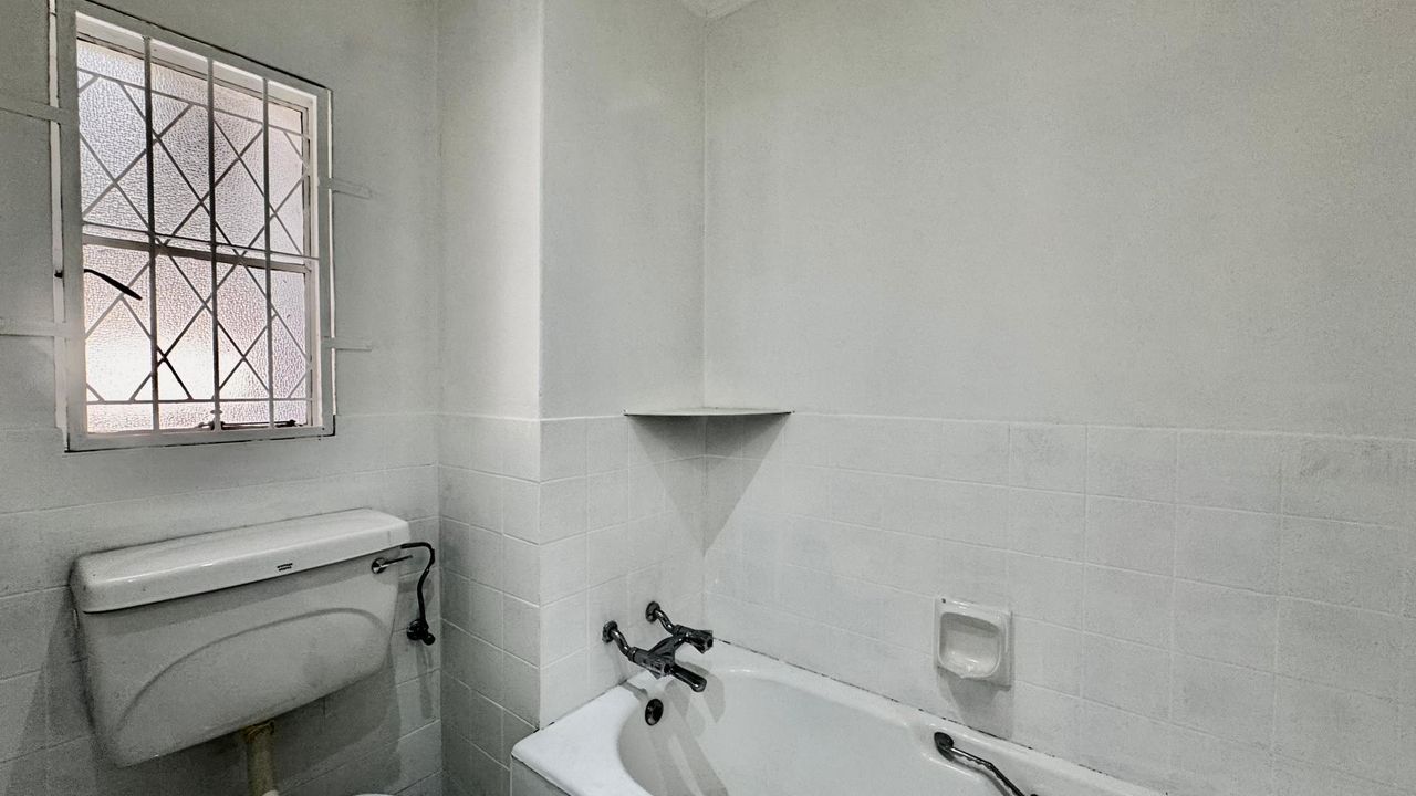 Photo of 3 Bedroom house for sale in Hennopspark, Centurion