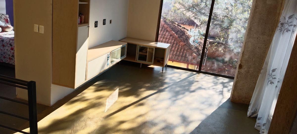 Photo 9 of 19