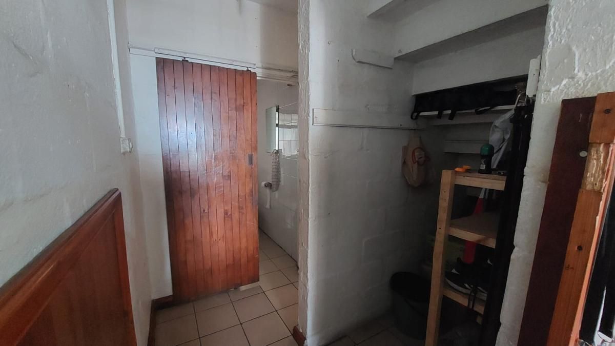 Photo 7 of 26