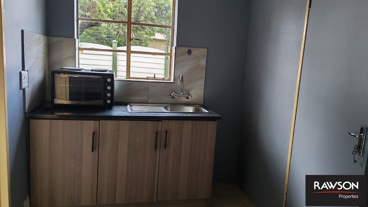 Photo 8 of 12