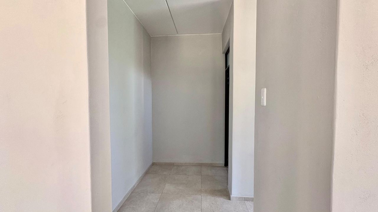 Photo 20 of 22