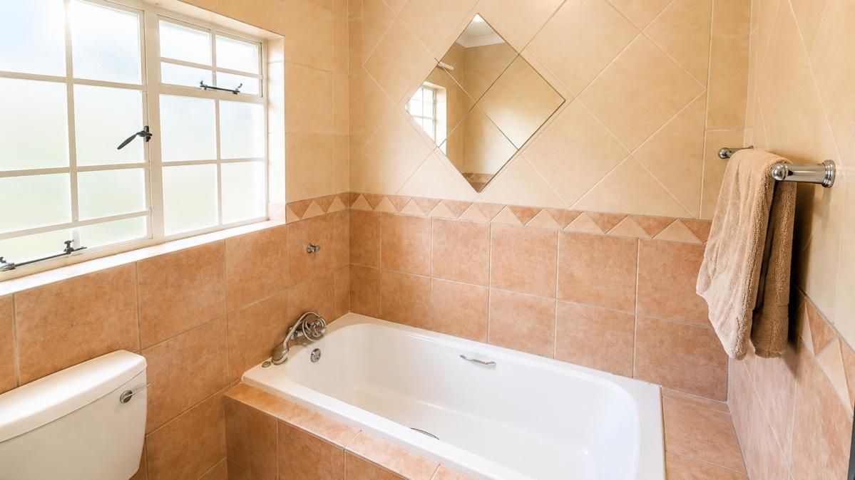 Photo of 3 Bedroom apartment rented in Glen Marais, Kempton Park