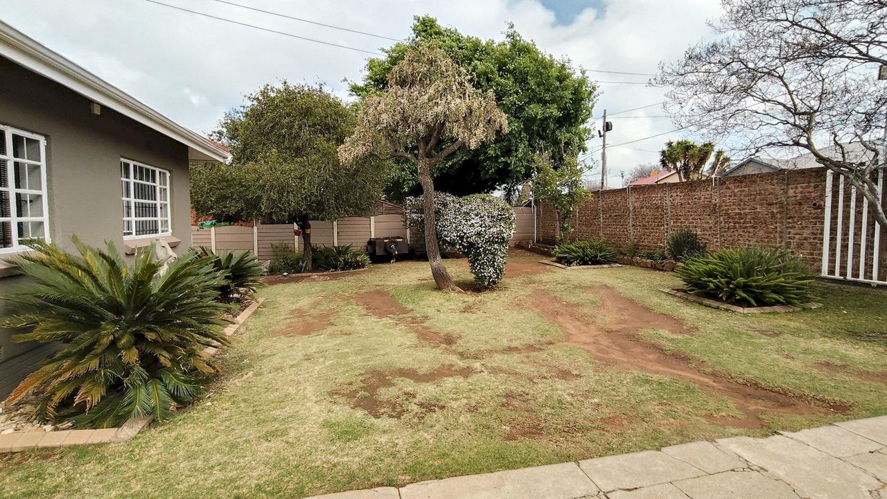 Photo 23 of 23