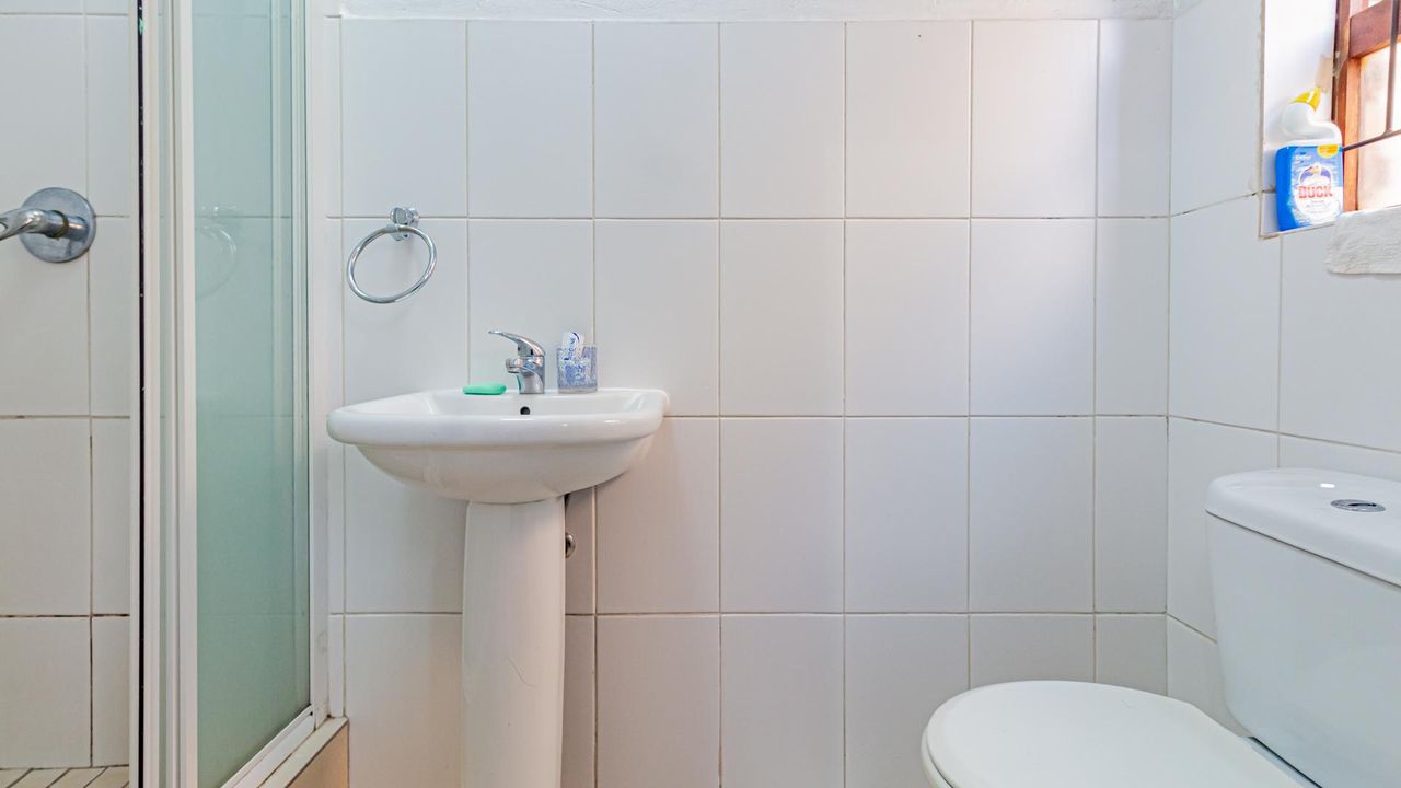 Photo of 3 Bedroom townhouse - sectional for sale in North Riding AH, Randburg