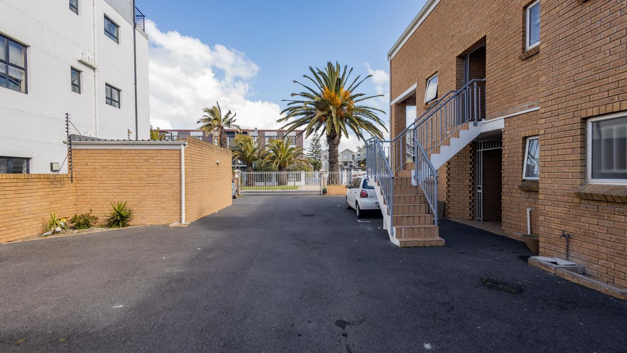 Photo 16 of 16