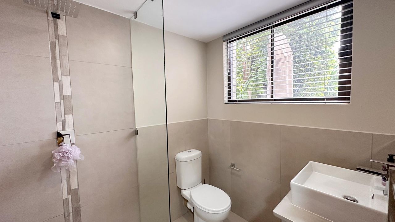 Photo 17 of 26