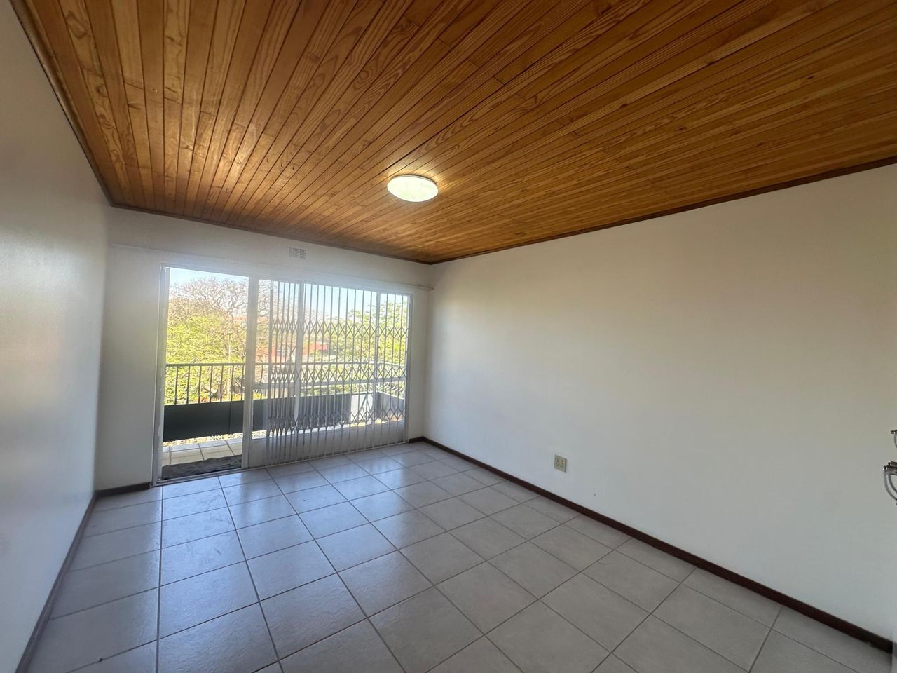 Photo 6 of 10