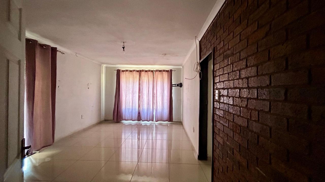 Photo of 3 Bedroom house for sale in Karenpark, Akasia
