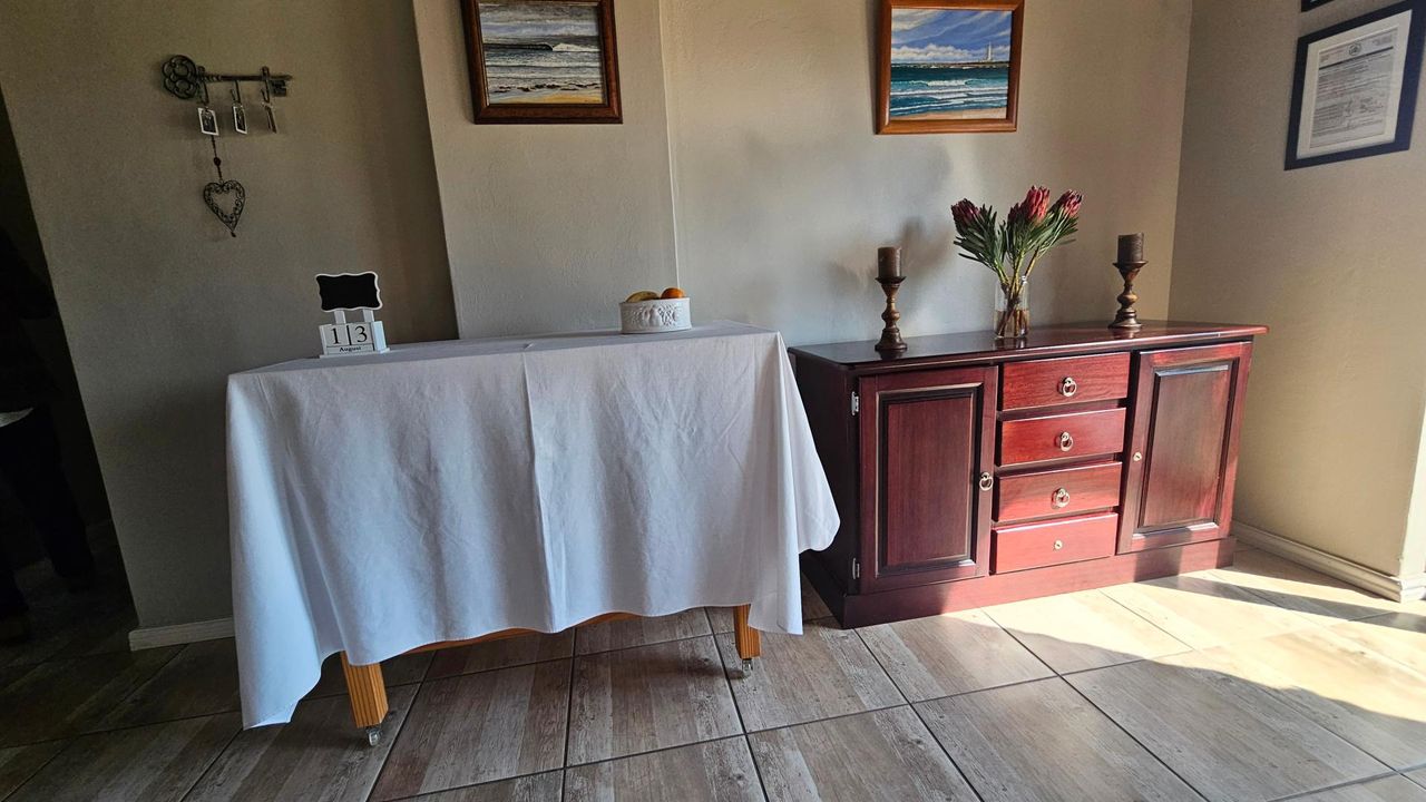 Photo 3 of 35
