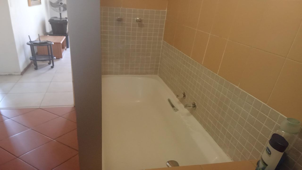 Photo 12 of 28