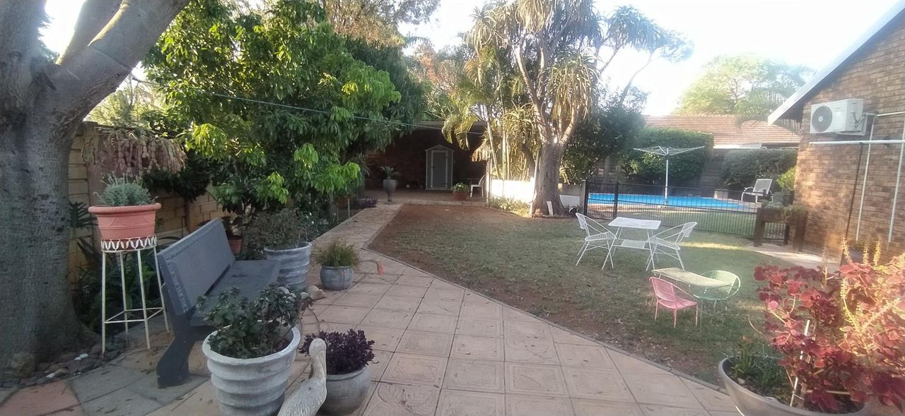 Photo 42 of 47